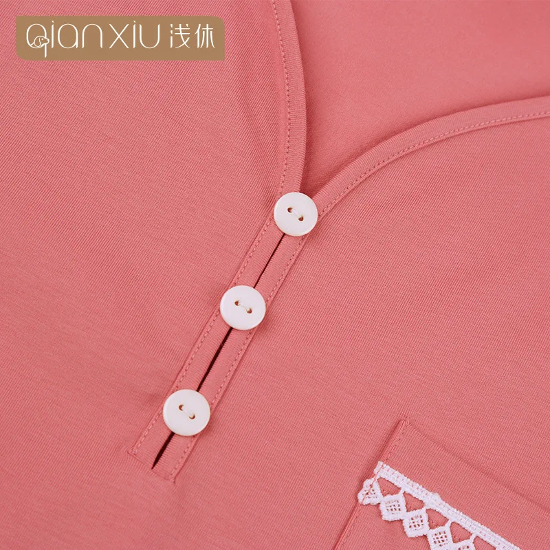 Pajamas women's home wear light rest spring and summer new short sleeve Capris pajamas women's suit
Pajamas women's home wear light rest spring and summer new short sleeve Capris pajamas women's suit