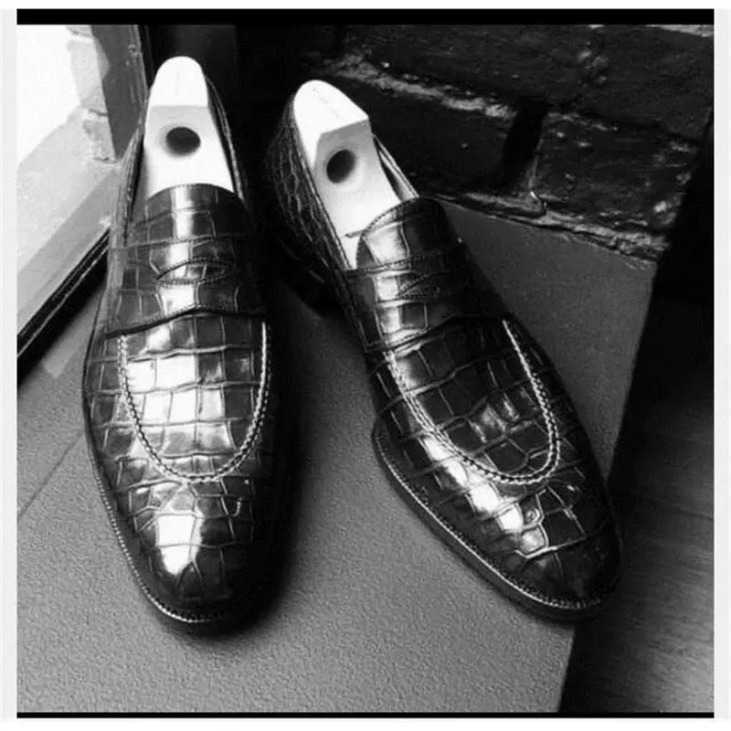 Men's Low-heel Comfortable and Fashionable All-match Business Casual PU Solid Color Classic Crocodile Pattern Loafers YX243
Men's Low-heel Comfortable and Fashionable All-match Business Casual PU Solid Color Classic Crocodile Pattern Loafers YX243