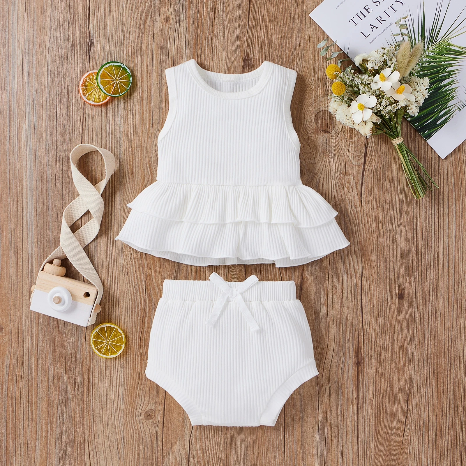 Summer Newborn Baby Girl Clothes Set Solid Color Sleeveless Cotton T-shirt+Casual Shorts Infant Clothing Outfits
Summer Newborn Baby Girl Clothes Set Solid Color Sleeveless Cotton T-shirt+Casual Shorts Infant Clothing Outfits
