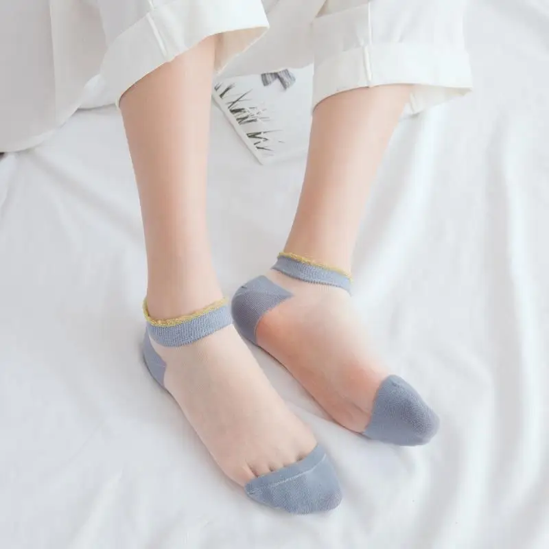 Cassie women's boat socks thin section breathable colorful women's socks gold lace Luokou spring and summer women's socks
Cassie women's boat socks thin section breathable colorful women's socks gold lace Luokou spring and summer women's socks
