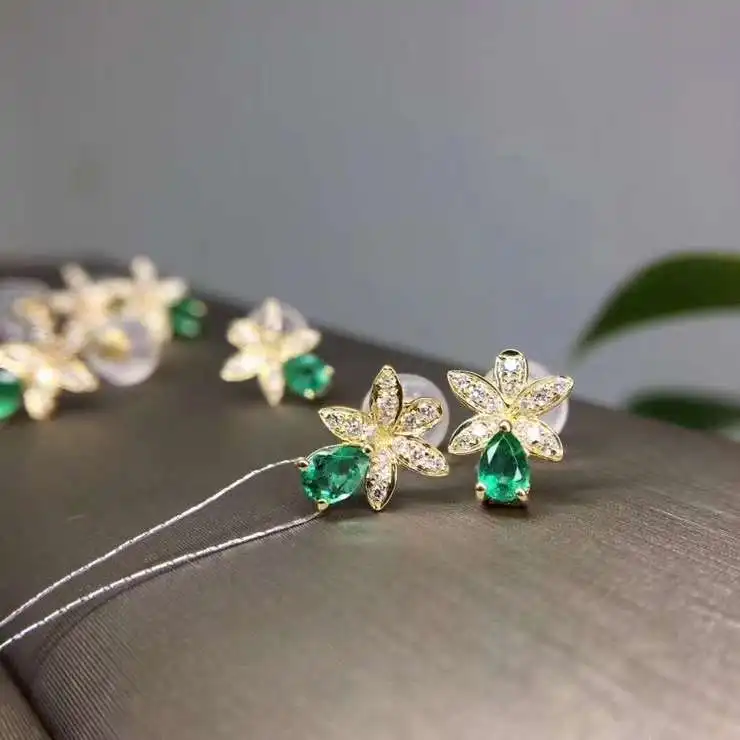 Natural gemstone stud earrings 925 silver natural green Emerald earrings Stylish Lovely stars Talonpaw women party gift jewelry
Natural gemstone stud earrings 925 silver natural green Emerald earrings Stylish Lovely stars Talonpaw women party gift jewelry