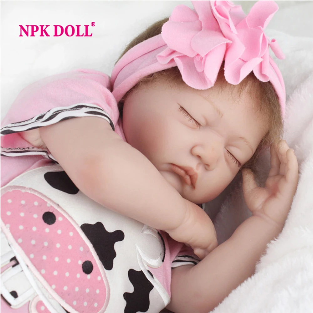 NPKDOLL 22 дюймов спальный виниловая Кукла-младенец Реалистичная игрушка в подарок для девочек игровой дом настоящие игрушки одежда с коровой п...
NPKDOLL 22 дюймов спальный виниловая Кукла-младенец Реалистичная игрушка в подарок для девочек игровой дом настоящие игрушки одежда с коровой п...