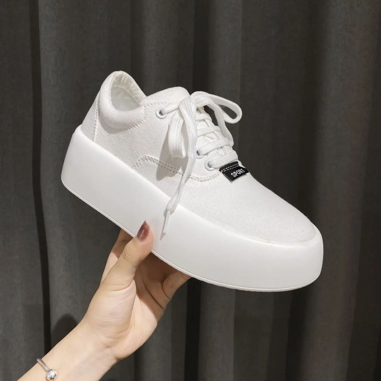 Korean Shoes Clogs Platform Espadrilles For Women Casual Female Sneakers Autumn Flats Round Toe 2021 Creepers Small New Fall Dre
Korean Shoes Clogs Platform Espadrilles For Women Casual Female Sneakers Autumn Flats Round Toe 2021 Creepers Small New Fall Dre