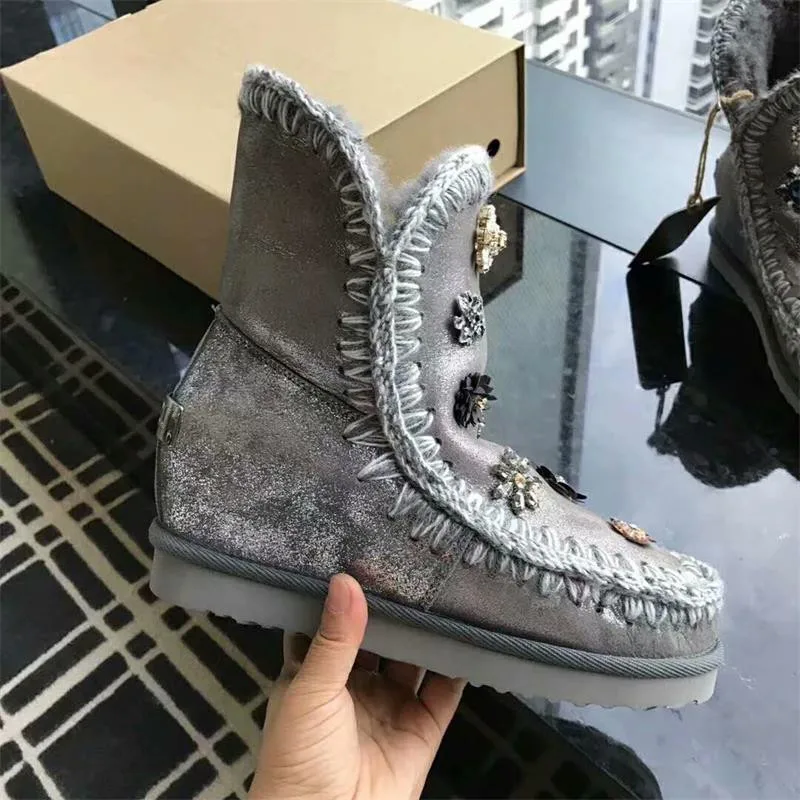 Snow Boots Women Shoes Platform Botas De Mujer Shearling Femmes Chaussures Winter Kobiet Buty Casual Ladies Shoes Size 35-41
Snow Boots Women Shoes Platform Botas De Mujer Shearling Femmes Chaussures Winter Kobiet Buty Casual Ladies Shoes Size 35-41