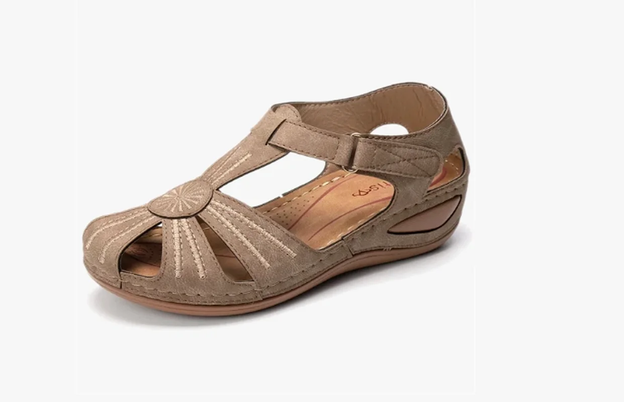 Summer New Style Roman Sandals with Velcro Bohemian Retro Casual Light Soft Sole Fashion Shoes Zapatos De Mujer 5E137
Summer New Style Roman Sandals with Velcro Bohemian Retro Casual Light Soft Sole Fashion Shoes Zapatos De Mujer 5E137