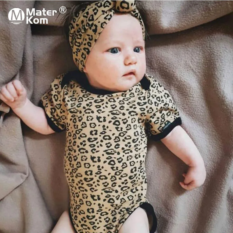 Summer Print Leopard O-neck Combed Cotton Short-sleeved Baby Girls and Boys Jumpsuit One-piece Romper Baby Clothing Bodysuits
Summer Print Leopard O-neck Combed Cotton Short-sleeved Baby Girls and Boys Jumpsuit One-piece Romper Baby Clothing Bodysuits