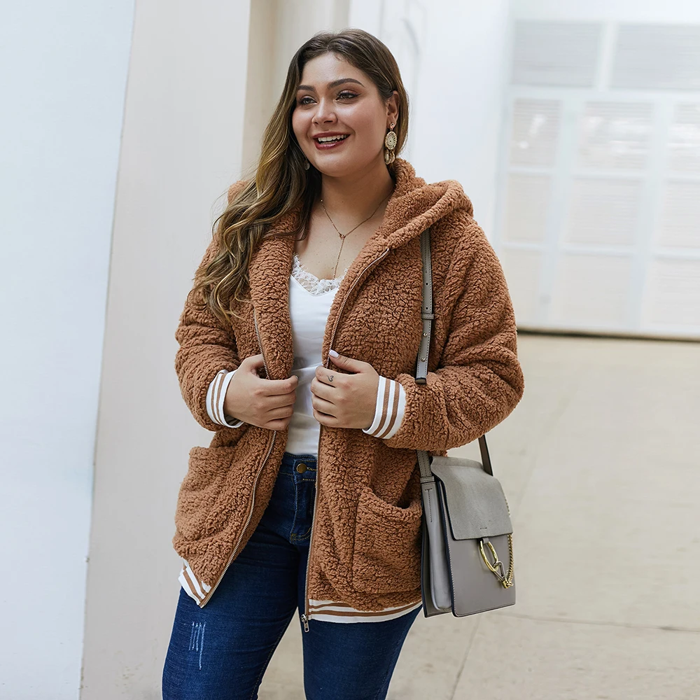 Thick Winter Women Casual Faux Fur Jackets Warm Female Teddy Plush Coats Sweatshirt Outerwear Overcoats Streetwear Oversized
Thick Winter Women Casual Faux Fur Jackets Warm Female Teddy Plush Coats Sweatshirt Outerwear Overcoats Streetwear Oversized
