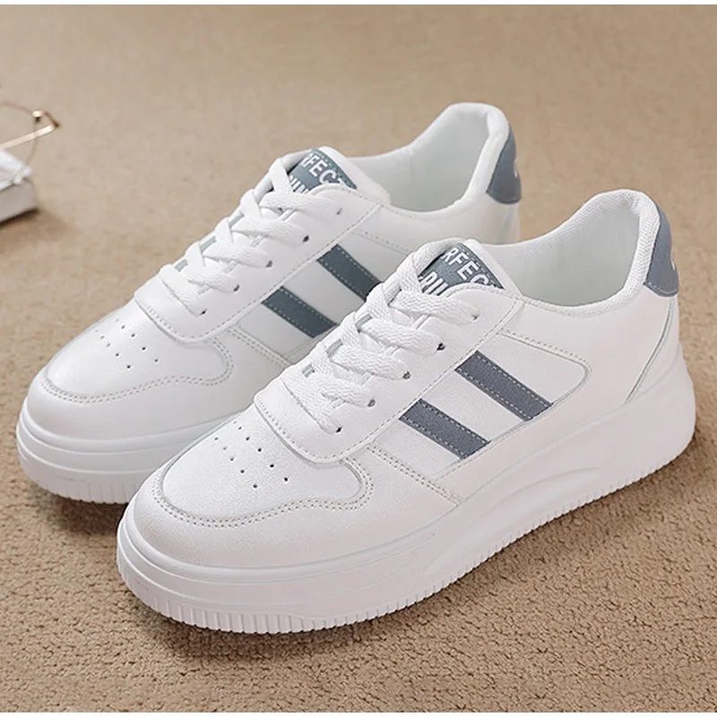Women's Flats Shoes Thick Bottom Platform Lace Up Vulcanized Shoes PU Lace Up Shallow Female Skateboard Classics Ladies Footwear
Women's Flats Shoes Thick Bottom Platform Lace Up Vulcanized Shoes PU Lace Up Shallow Female Skateboard Classics Ladies Footwear