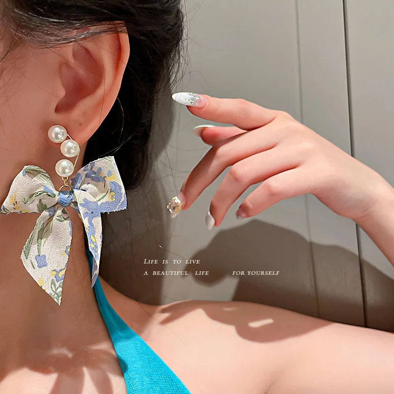 Sweet Jewelry Soft Flower Yarn Bowknot Earrings 2021 New Design Simulated Pearls Drop Earrings for Girl
Sweet Jewelry Soft Flower Yarn Bowknot Earrings 2021 New Design Simulated Pearls Drop Earrings for Girl