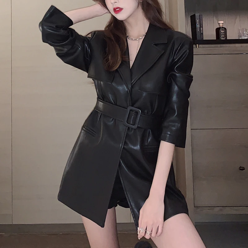Korean Short Leather Blazer Dress Black Long Sleeve Women Slim Suit Dress 2020 Winter One-piece Lady Casual Office Party Dress
Korean Short Leather Blazer Dress Black Long Sleeve Women Slim Suit Dress 2020 Winter One-piece Lady Casual Office Party Dress