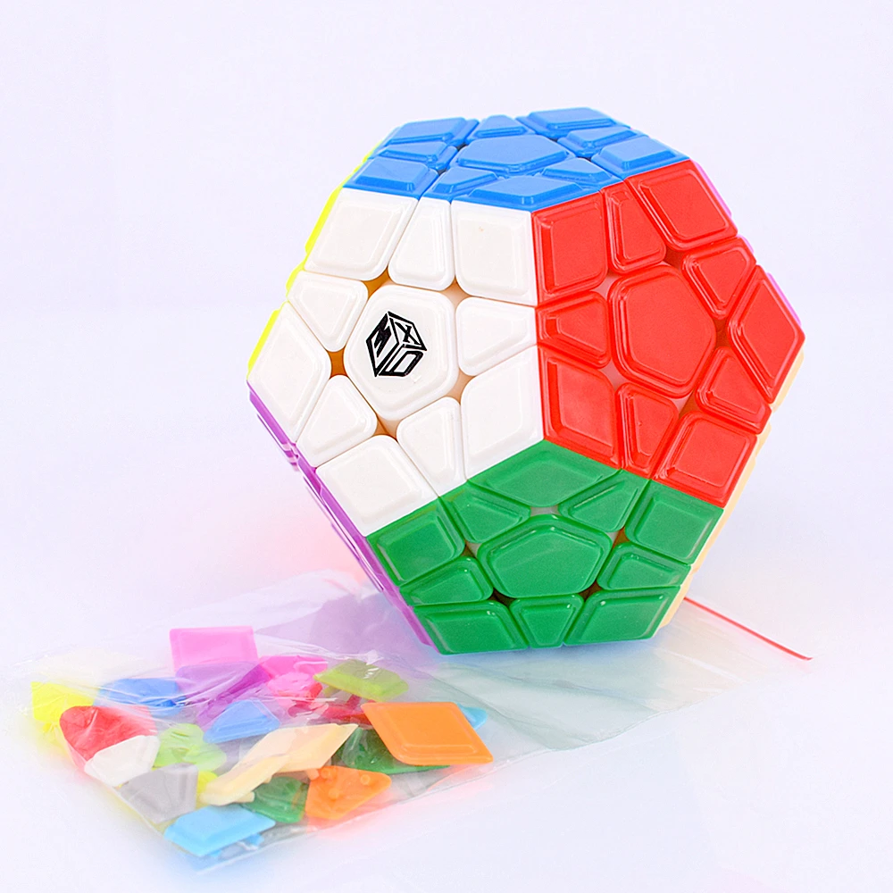 

Qiyi X-Man Galaxy V1 3x3x3 Megaminx magic cube 3x3 puzzle cube Regular Speed Dodecahedron 12 sides 3x3x3 cubo magico qiheng S