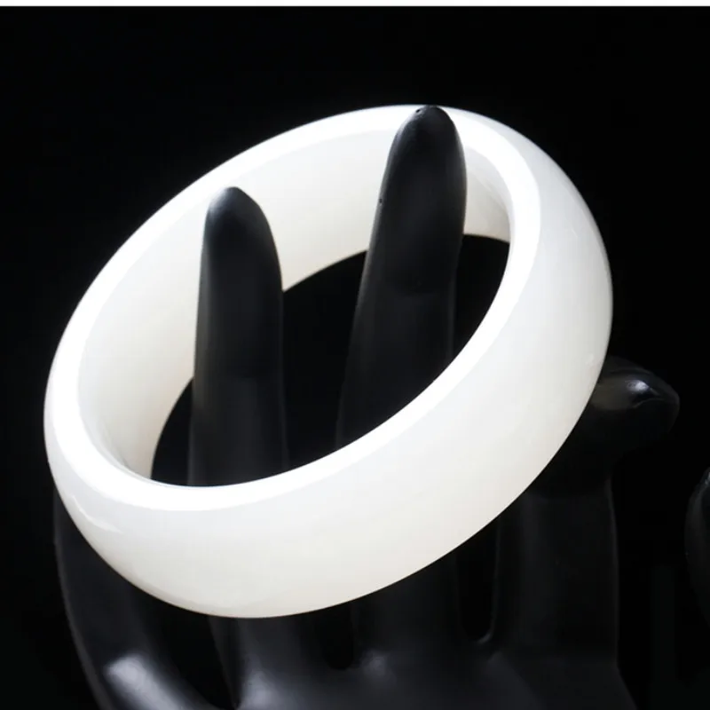 Zheru Pure Natural Xinjiang Hetian White Jade 54-62mm White Wide Bracelet Exquisite Princess Bracelet Send Certificate
Zheru Pure Natural Xinjiang Hetian White Jade 54-62mm White Wide Bracelet Exquisite Princess Bracelet Send Certificate