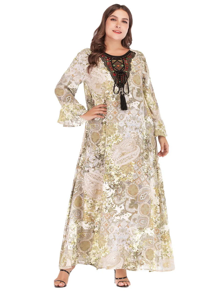 Muslim Abaya Dress Women Embroidery Djellaba Hijab Vestidos Turkey Moroccan Kaftan Dubai Ramadan Robe Islamic Clothing Plus Size
Muslim Abaya Dress Women Embroidery Djellaba Hijab Vestidos Turkey Moroccan Kaftan Dubai Ramadan Robe Islamic Clothing Plus Size