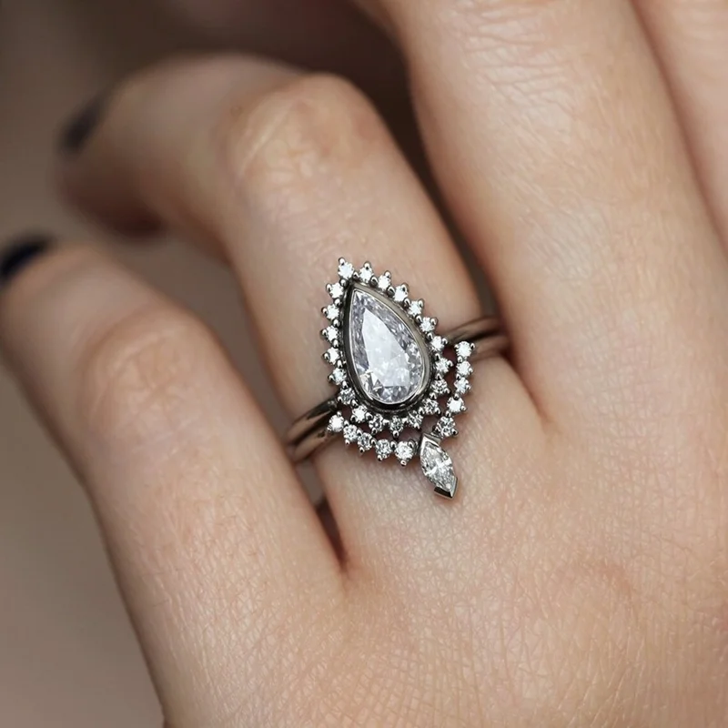 2023 Woman Rings Korean Fashion Gothic Accessories Pear-Shaped Simulated Zircon Ring Gold Jewelry Engagement Ring Anillos Mujer
2023 Woman Rings Korean Fashion Gothic Accessories Pear-Shaped Simulated Zircon Ring Gold Jewelry Engagement Ring Anillos Mujer