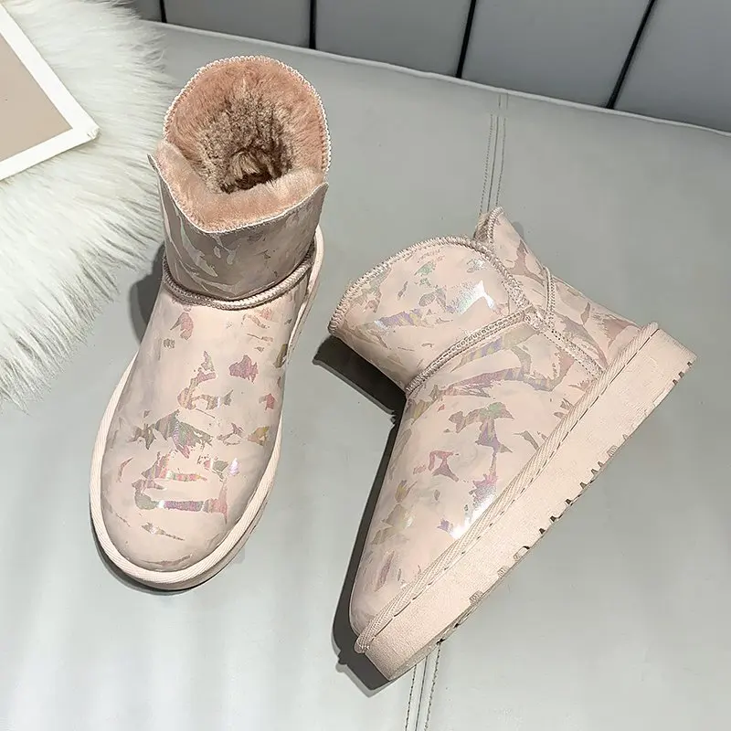 Winter Leather Women Boots High Quality Plush Warm Couple Snow Boots Comfortable Women Ankle Boots Outdoor Waterproof Sneakers
Winter Leather Women Boots High Quality Plush Warm Couple Snow Boots Comfortable Women Ankle Boots Outdoor Waterproof Sneakers