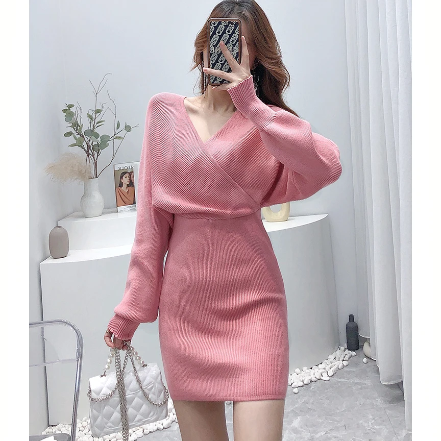 Korean chic fashion spring feminine V-neck cross knitted dress women's high waist slim wrap hip
Korean chic fashion spring feminine V-neck cross knitted dress women's high waist slim wrap hip