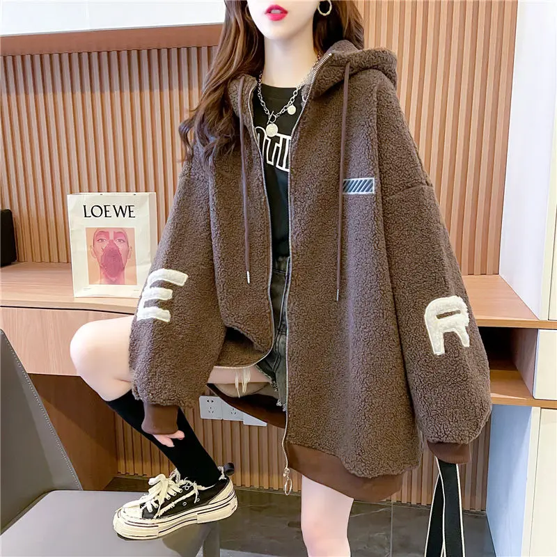 2021 Autumn And Winter New Thick Warm Lamb Wool Hooded Long-sleeved Cardigan Sweater
2021 Autumn And Winter New Thick Warm Lamb Wool Hooded Long-sleeved Cardigan Sweater