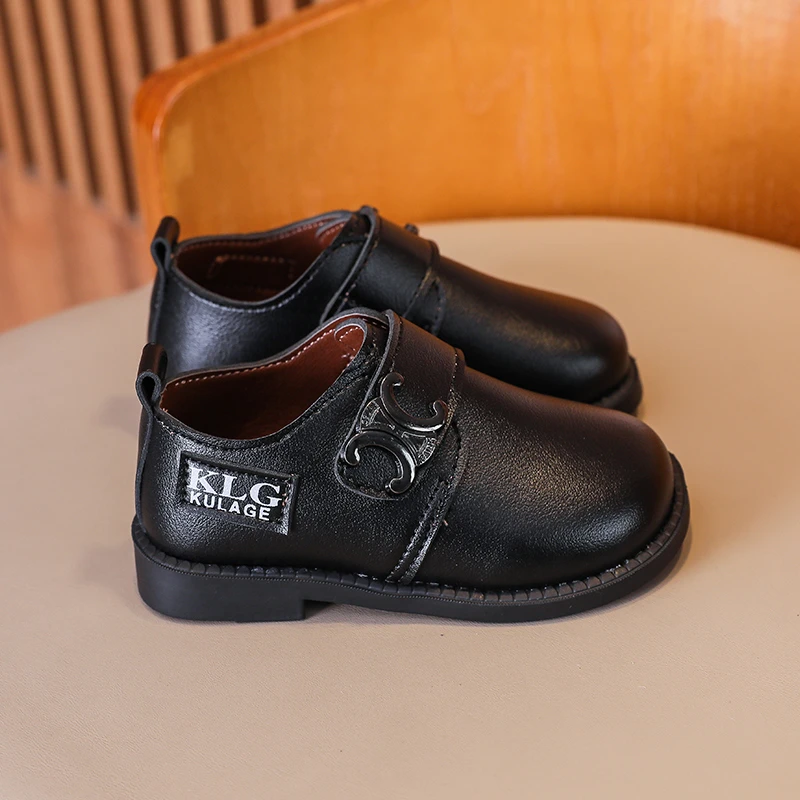 Children Dress Leather Britain Soft Spring Loafers Baby Boys Solid Black Chains Kids Fashion Drop Shipping Casual Shoes
Children Dress Leather Britain Soft Spring Loafers Baby Boys Solid Black Chains Kids Fashion Drop Shipping Casual Shoes