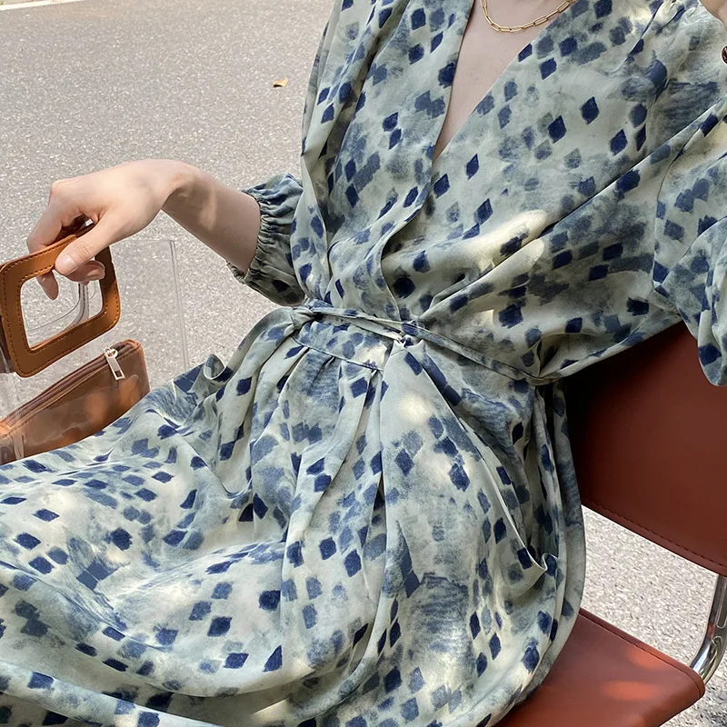 2021 Summer Elegant Women Long Dress Polka Dot V Neck Half Sleeve Long Floral Casual Dresses With Belt
2021 Summer Elegant Women Long Dress Polka Dot V Neck Half Sleeve Long Floral Casual Dresses With Belt