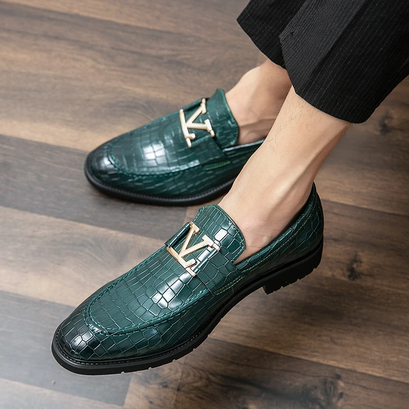 Spring and Autumn New Men Casual Fashion Retro Breathable Thin Section Trendy Hair Stylist Shoes Zapatillas De Deporte ZX017
Spring and Autumn New Men Casual Fashion Retro Breathable Thin Section Trendy Hair Stylist Shoes Zapatillas De Deporte ZX017