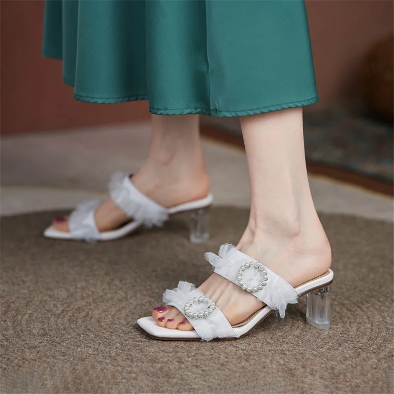 Summer Women Slippers Slip-on Pearl Decoration Transparent Heel Women Shoes Square Toe Open Toe Breathable Sexy Sandalias Female
Summer Women Slippers Slip-on Pearl Decoration Transparent Heel Women Shoes Square Toe Open Toe Breathable Sexy Sandalias Female