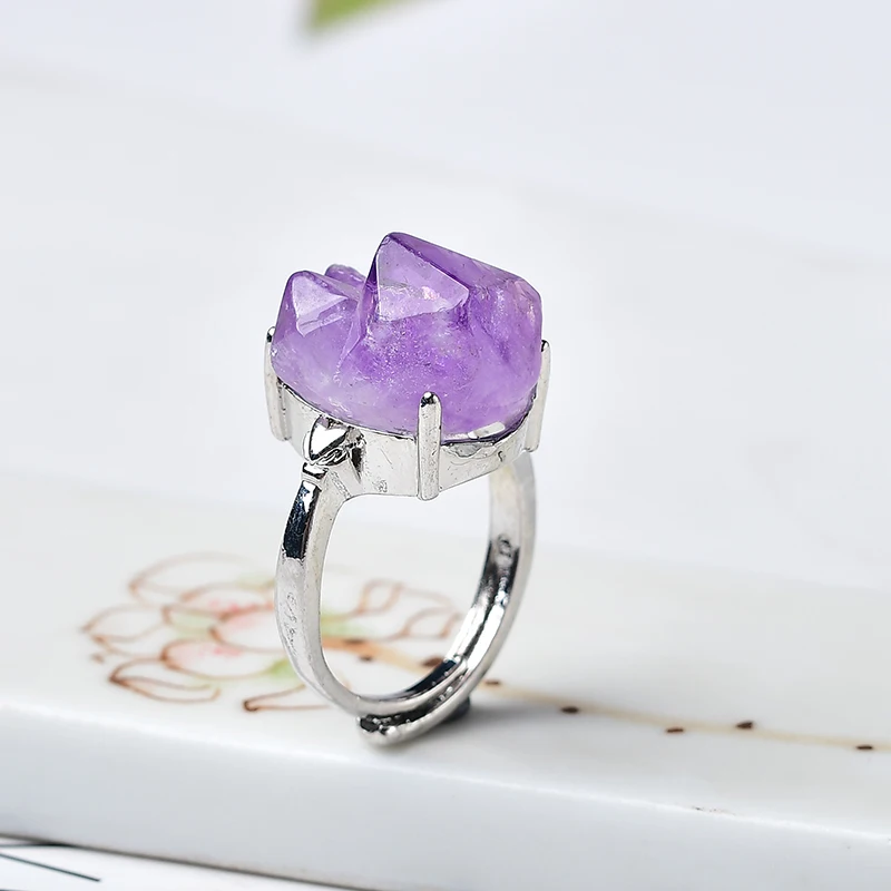 1Pieces Natural Amethyst Cluster Adjustable Ring Wedding Meditation Ornament Add Glamour Healing Gift Unisexes Jewelry Decora
1Pieces Natural Amethyst Cluster Adjustable Ring Wedding Meditation Ornament Add Glamour Healing Gift Unisexes Jewelry Decora