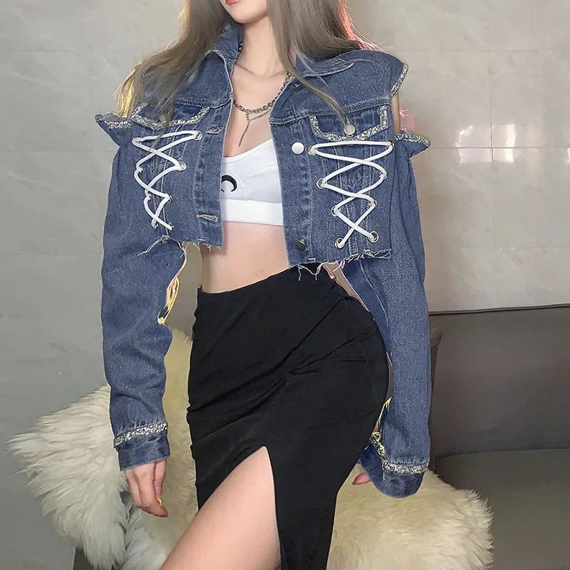 2021 Gothic Style Denim Jacket Women Hole Long Sleeve Hollow out Vintage Jean Jacket Bandage Autumn High Street Short Denim Coat
2021 Gothic Style Denim Jacket Women Hole Long Sleeve Hollow out Vintage Jean Jacket Bandage Autumn High Street Short Denim Coat
