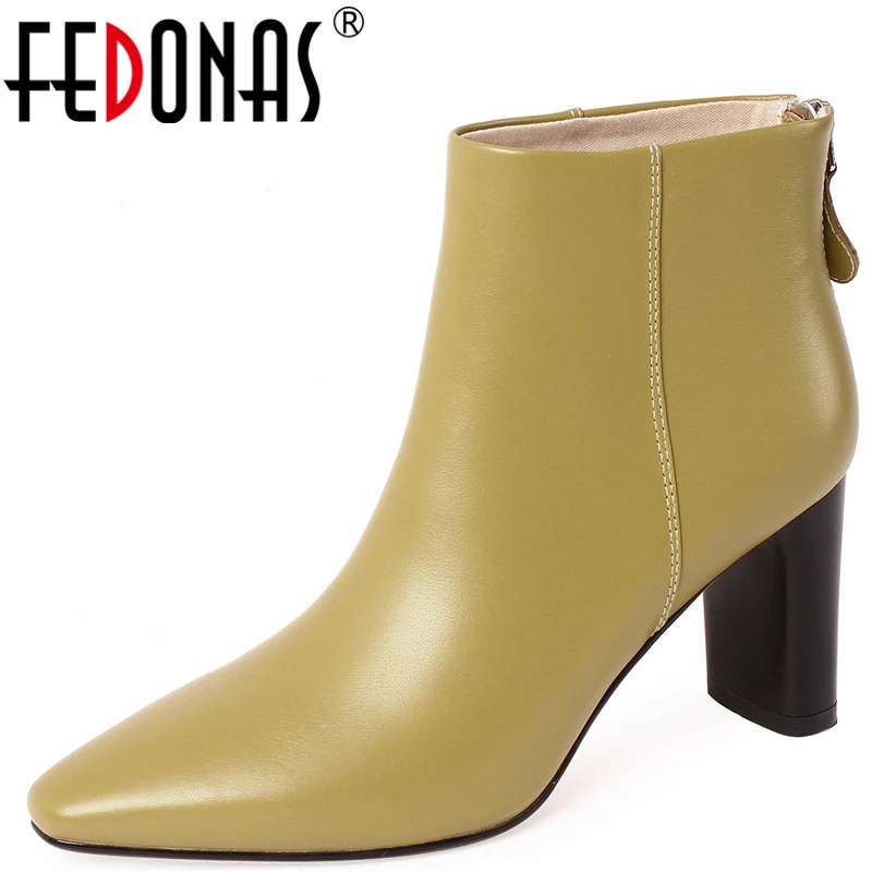 FEDONAS Short Boots Autumn Winter Women Genuine Leather Ankle Boots Fashion Concise Mature Elegant High Heels Shoes Woman 2021
FEDONAS Short Boots Autumn Winter Women Genuine Leather Ankle Boots Fashion Concise Mature Elegant High Heels Shoes Woman 2021