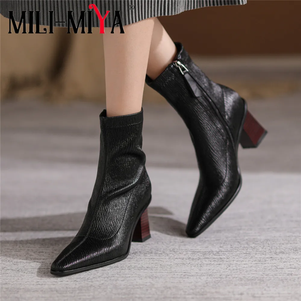 MILI-MIYA Black Stretch Microfiber Socks Ankle Zipper Short Boots Women Sexy Pointed Toe Chunky Heels Autumn Party Prom Shoes
MILI-MIYA Black Stretch Microfiber Socks Ankle Zipper Short Boots Women Sexy Pointed Toe Chunky Heels Autumn Party Prom Shoes