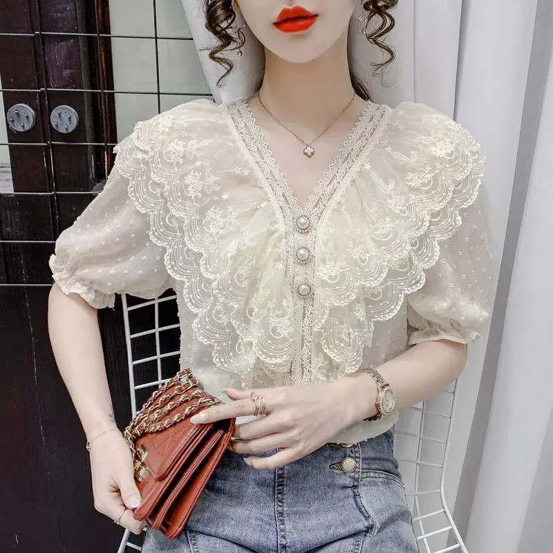 2021 Women Spring Summer Vintage Shirt Lady Ruffles V-neck Short Sleeve Solid Chiffon Blouse Female Casual Loose Button Top L193
2021 Women Spring Summer Vintage Shirt Lady Ruffles V-neck Short Sleeve Solid Chiffon Blouse Female Casual Loose Button Top L193