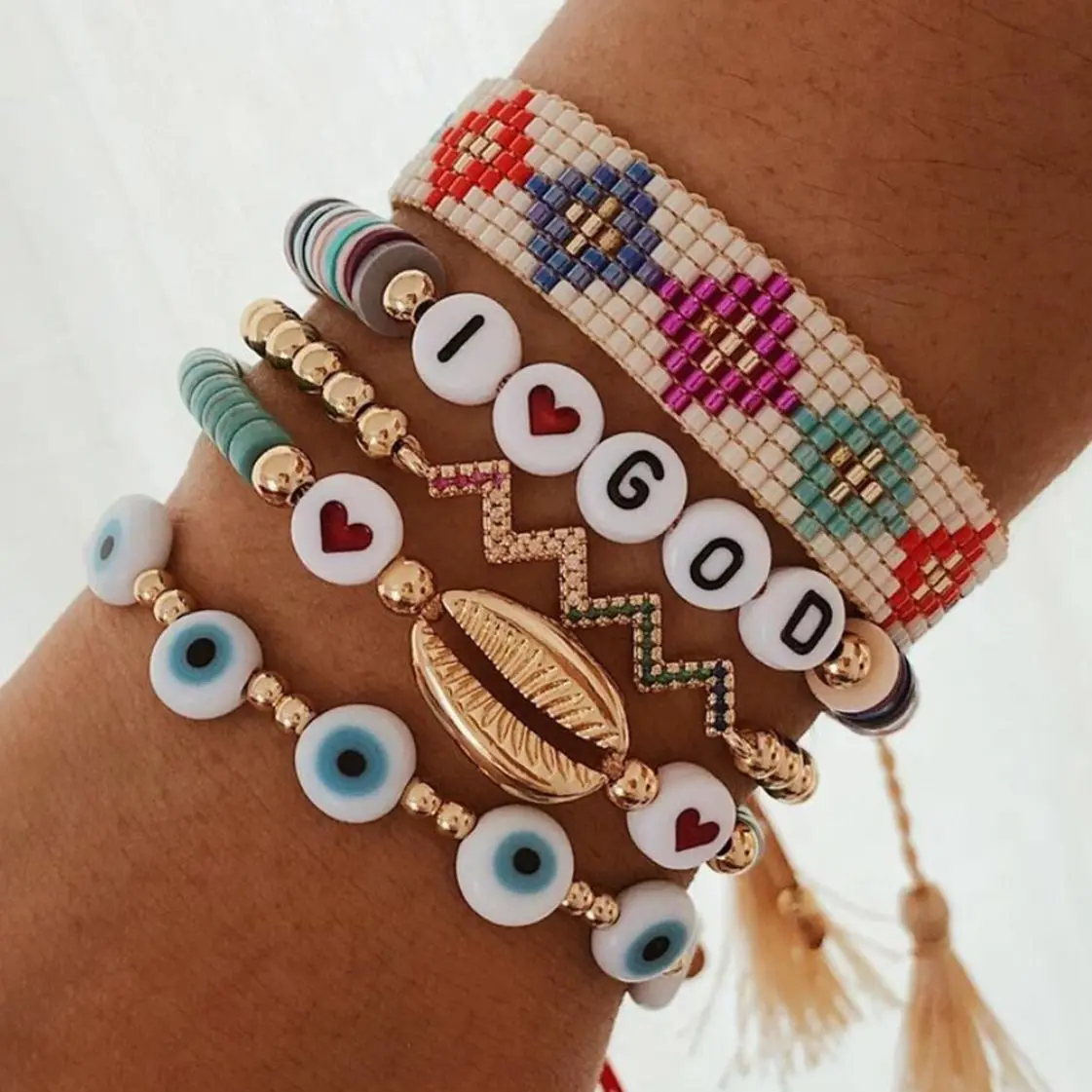 KELITCH New 2022 Colorful Strand Women Bracelets Polymer Clay Chain Letter Handmade Beach Friends Bracelets Anime Fashion
KELITCH New 2022 Colorful Strand Women Bracelets Polymer Clay Chain Letter Handmade Beach Friends Bracelets Anime Fashion