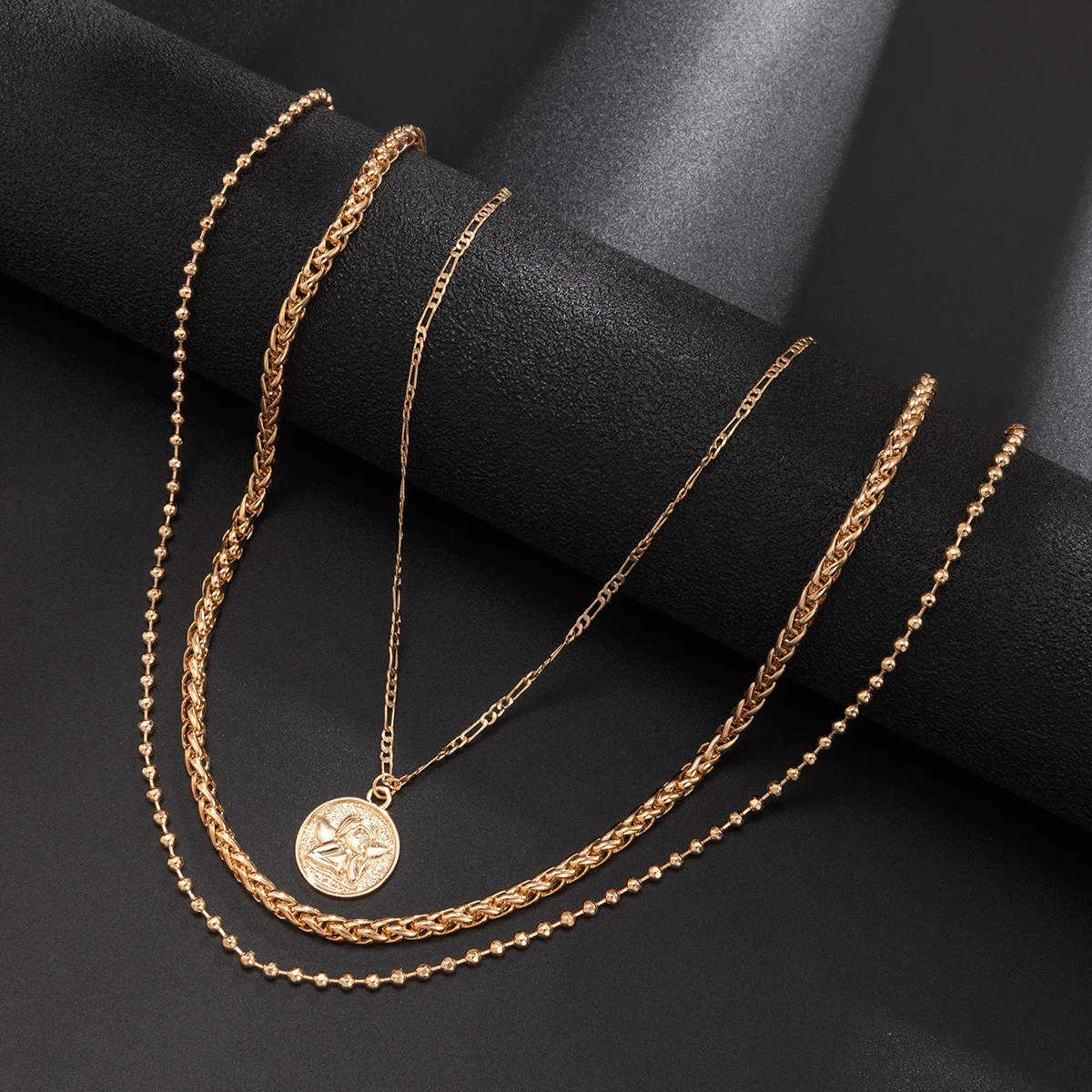 KunJoe 3pcs/set Vintage Angel Carved Coin Pendant Necklace for Men Women Metal Tennis Ball Chain Choker Necklace Unisex Jewelry
KunJoe 3pcs/set Vintage Angel Carved Coin Pendant Necklace for Men Women Metal Tennis Ball Chain Choker Necklace Unisex Jewelry
