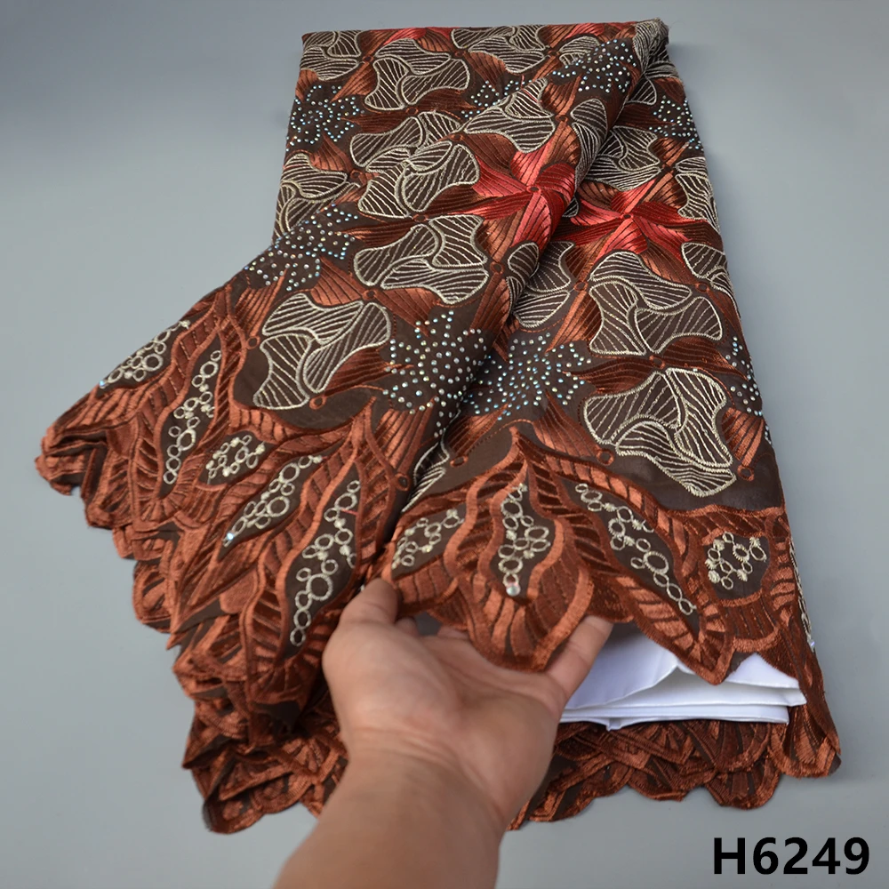 5 Yards Swiss Lace Fabric 2022 Latest Dry Embroidered Dubai Fabric 100% Cotton Swiss Voile Lace In Switzerland For Party HJ6249
5 Yards Swiss Lace Fabric 2022 Latest Dry Embroidered Dubai Fabric 100% Cotton Swiss Voile Lace In Switzerland For Party HJ6249