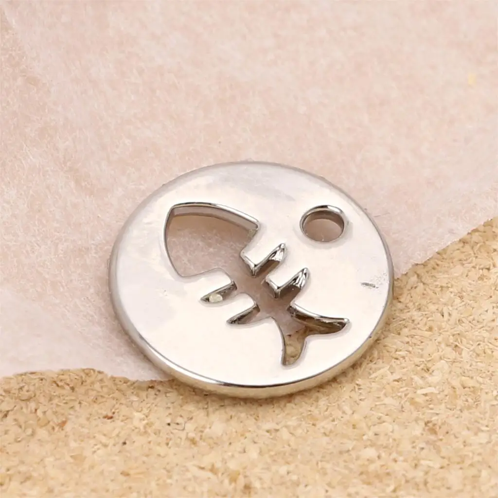 Fashion Fish Bone Silver Color Round Pendants Zinc Based Alloy Charms For Jewelry Making Necklace Bracelet DIY Accessories 10PCs
Fashion Fish Bone Silver Color Round Pendants Zinc Based Alloy Charms For Jewelry Making Necklace Bracelet DIY Accessories 10PCs