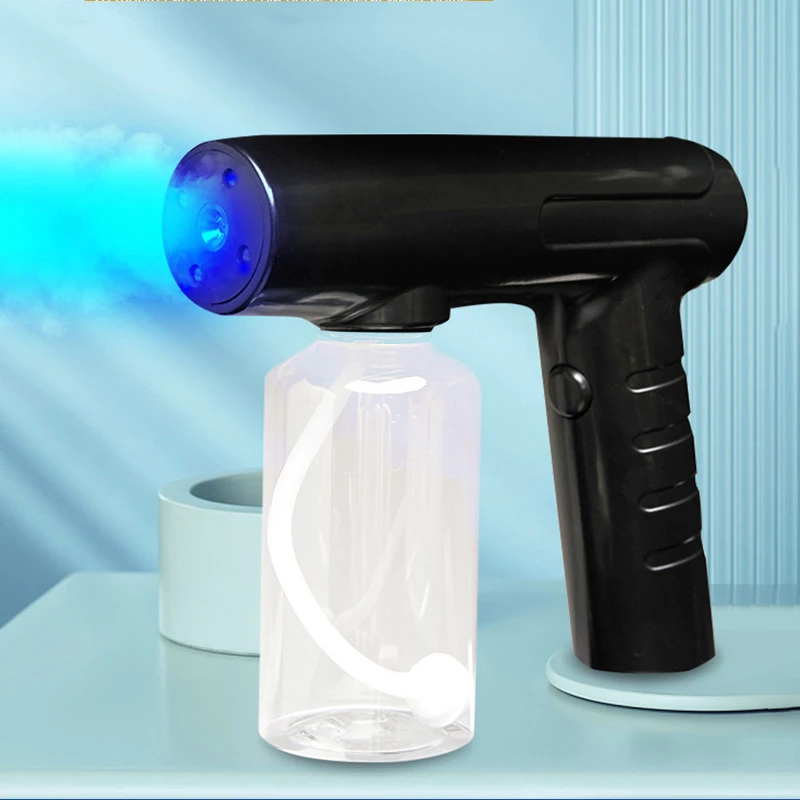 Пистолет-распылитель с голусветильник и зарядкой по USB
Пистолет-распылитель с голусветильник и зарядкой по USB