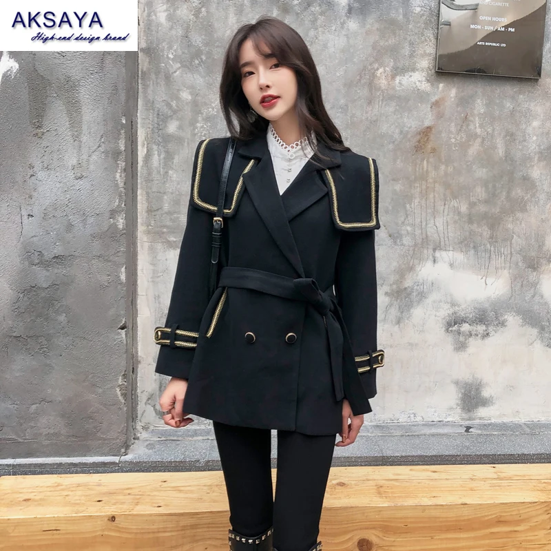 2020 autumn winter new original design woolen long coat double breasted England style warm coat military trench coat street wear
2020 autumn winter new original design woolen long coat double breasted England style warm coat military trench coat street wear