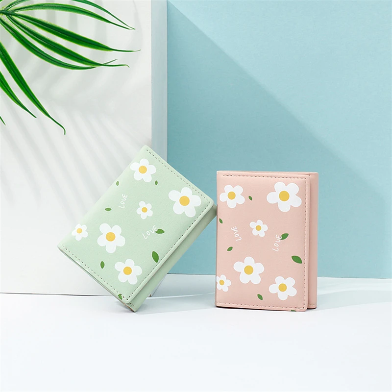 Women Printed Snap Button Wallet Short Folding Fashion Wallet Ladies Wallet Small Fresh Small Purse Small Bag Small Coin Purse
Women Printed Snap Button Wallet Short Folding Fashion Wallet Ladies Wallet Small Fresh Small Purse Small Bag Small Coin Purse