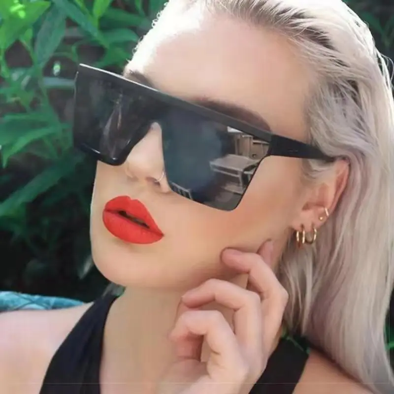 2021Trendy Square Personlity Fashion Sexy Retro Ladies Sun Glasses Women/Men Oversized Sunglasses
2021Trendy Square Personlity Fashion Sexy Retro Ladies Sun Glasses Women/Men Oversized Sunglasses