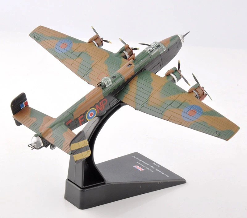 1:144 scale WWII royal air force bomber UK 1944 handley Page Halifax B.Mk III fighter Army airplane air craft toy Alloy model
1:144 scale WWII royal air force bomber UK 1944 handley Page Halifax B.Mk III fighter Army airplane air craft toy Alloy model