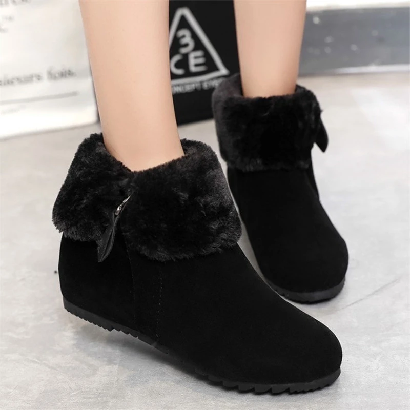 Women Christmas Boots Ladies 2021 Fashion New Winter Warm Fur Snow Boot Female Ankle Boot Turned Over Edge Soft Flat Woman Shoes
Women Christmas Boots Ladies 2021 Fashion New Winter Warm Fur Snow Boot Female Ankle Boot Turned Over Edge Soft Flat Woman Shoes