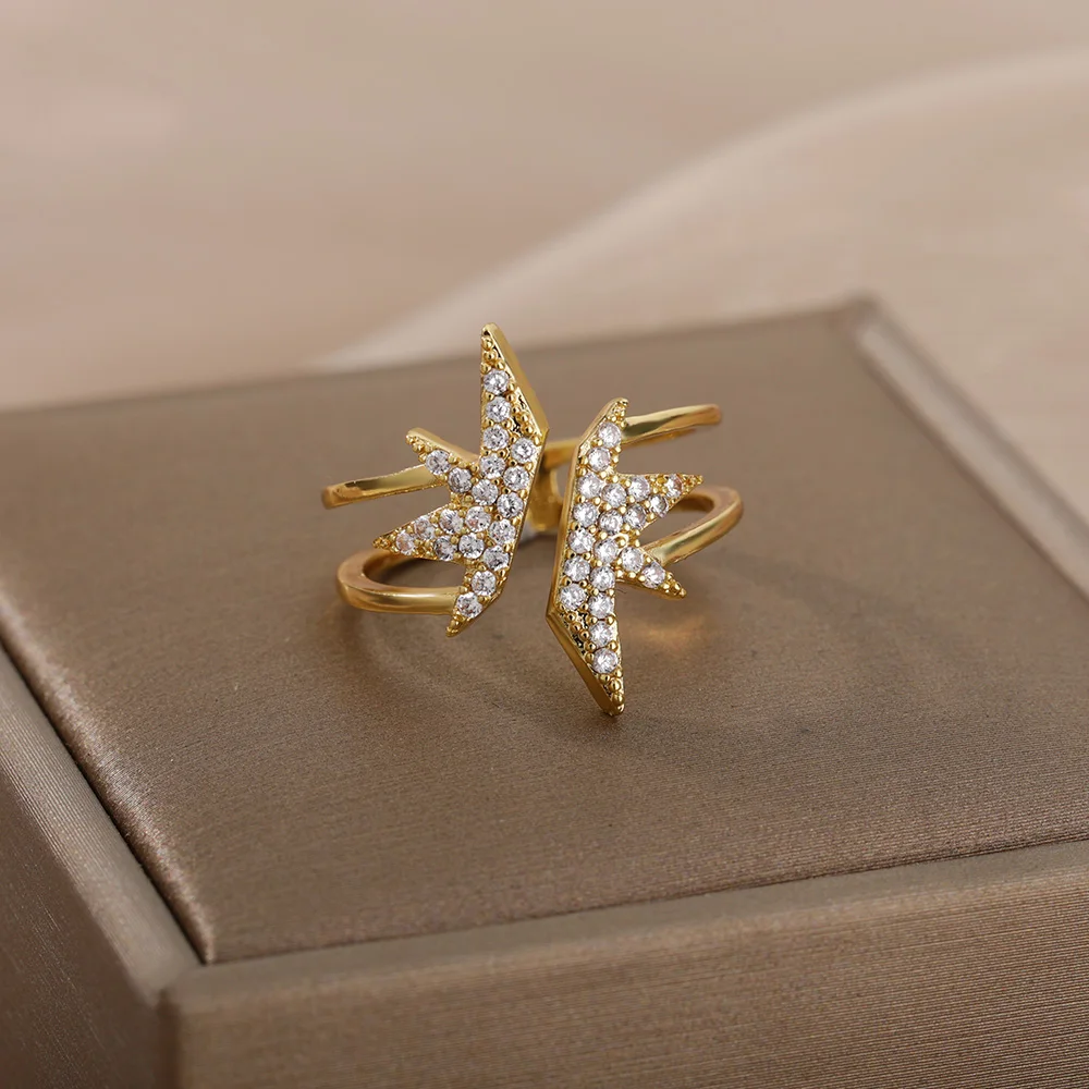 Korean Style Crown Rings For Women Zircon Crystal Engagement Wedding Ring Adjustable Open Cuff Party Ring Vintage Jewelry Gift
Korean Style Crown Rings For Women Zircon Crystal Engagement Wedding Ring Adjustable Open Cuff Party Ring Vintage Jewelry Gift
