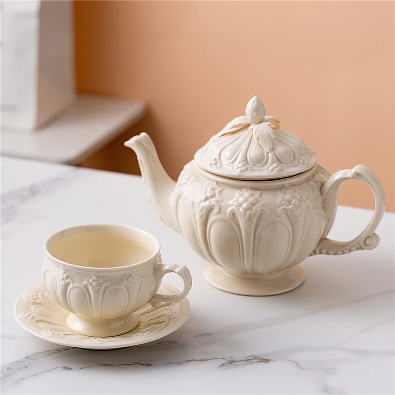 Ceramic Teapot European Style Embossed Retro Kettle Waterware Mug Court Teacup Creative Coffee Cup Coffeeware Home Drinkware
Ceramic Teapot European Style Embossed Retro Kettle Waterware Mug Court Teacup Creative Coffee Cup Coffeeware Home Drinkware