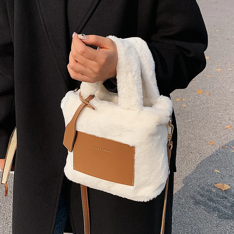 Simple Women's Plush Purse Handbags PU Leather Stitching Faux Fur Ladies Square Shoulder Bag Female Small Tote Messenger Bags
Simple Women's Plush Purse Handbags PU Leather Stitching Faux Fur Ladies Square Shoulder Bag Female Small Tote Messenger Bags