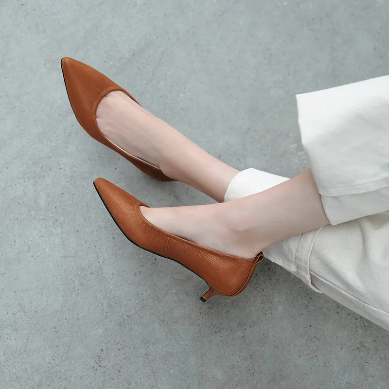 Royesic Mary Jane shoes women's single shoes leather women's shoes pointed toe stiletto heel shoes women's cowhide
Royesic Mary Jane shoes women's single shoes leather women's shoes pointed toe stiletto heel shoes women's cowhide