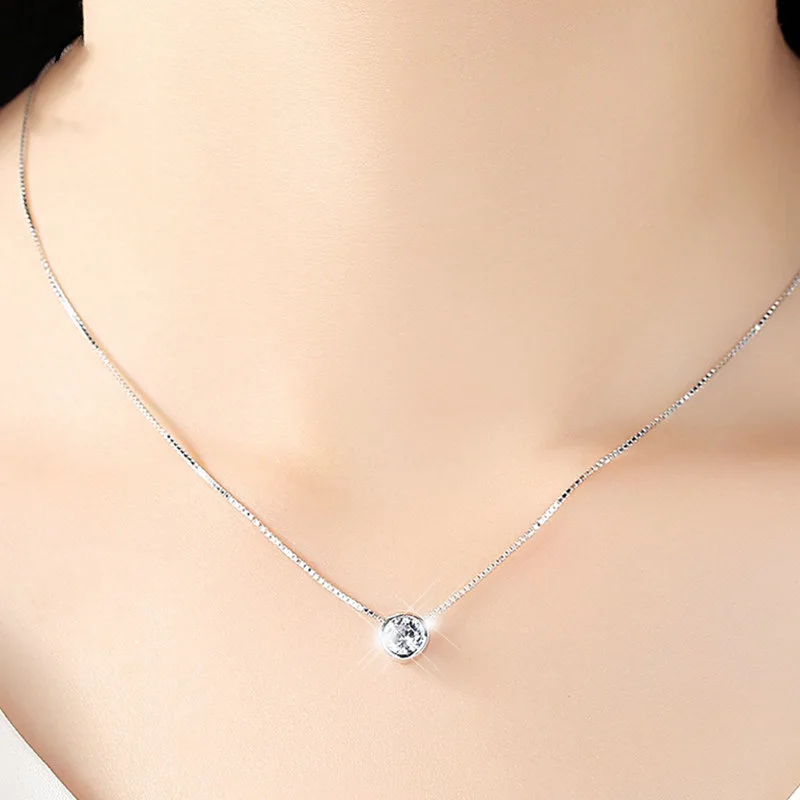 FMILY Minimalist 925 Sterling Silver Shiny Zircon Necklace Retro Simple Creative Elegant Clavicle Chain for Girlfriend Gift
FMILY Minimalist 925 Sterling Silver Shiny Zircon Necklace Retro Simple Creative Elegant Clavicle Chain for Girlfriend Gift