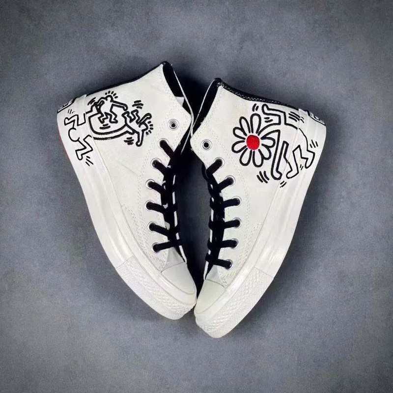 New Art Dance 1970s Stars High Top Shoes for Women Sneakers Fashion High Quality Men Outdoor Cdg Sport Skateboarding Shoes 
New Art Dance 1970s Stars High Top Shoes for Women Sneakers Fashion High Quality Men Outdoor Cdg Sport Skateboarding Shoes