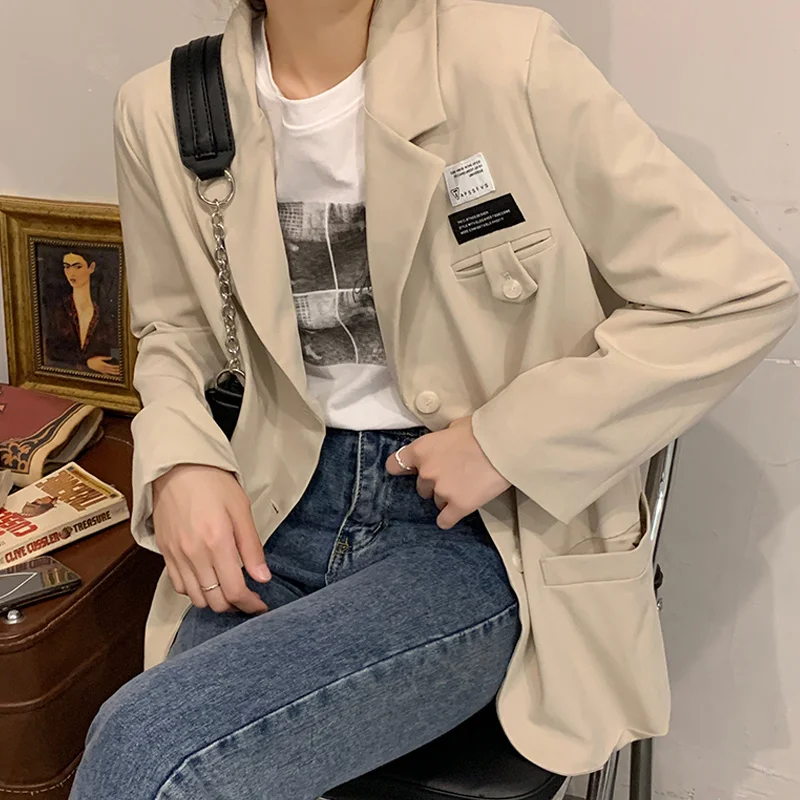 Новинка осени 2021, Стильное короткое уличное пальто, Женский Повседневный костюм, модное короткое пальто
Новинка осени 2021, Стильное короткое уличное пальто, Женский Повседневный костюм, модное короткое пальто