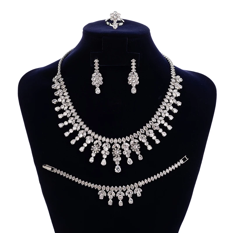 Jewelry Set HADIYANA Simple Fashion Necklace Bracelet Ring Earring Female Accessories BN7903 Acessorios Femininos
Jewelry Set HADIYANA Simple Fashion Necklace Bracelet Ring Earring Female Accessories BN7903 Acessorios Femininos