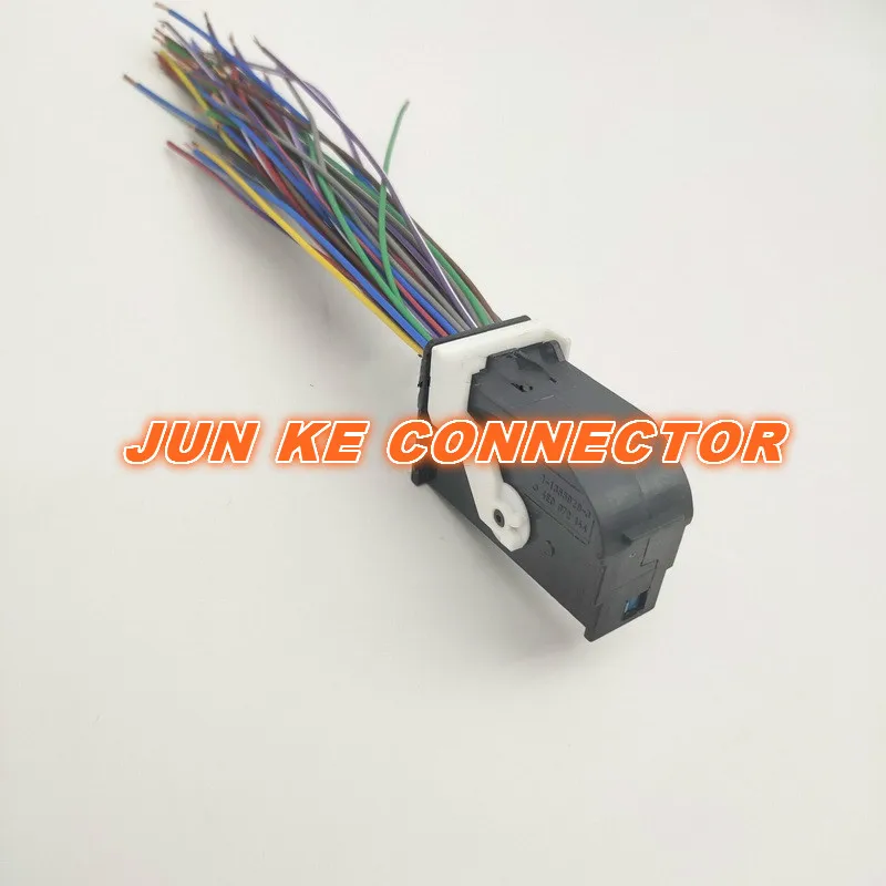 54Pin Auto Bluetooth module harness plug connector for Volkswagen For Audi Q5 OEM NO 4E0 972 144
54Pin Auto Bluetooth module harness plug connector for Volkswagen For Audi Q5 OEM NO 4E0 972 144