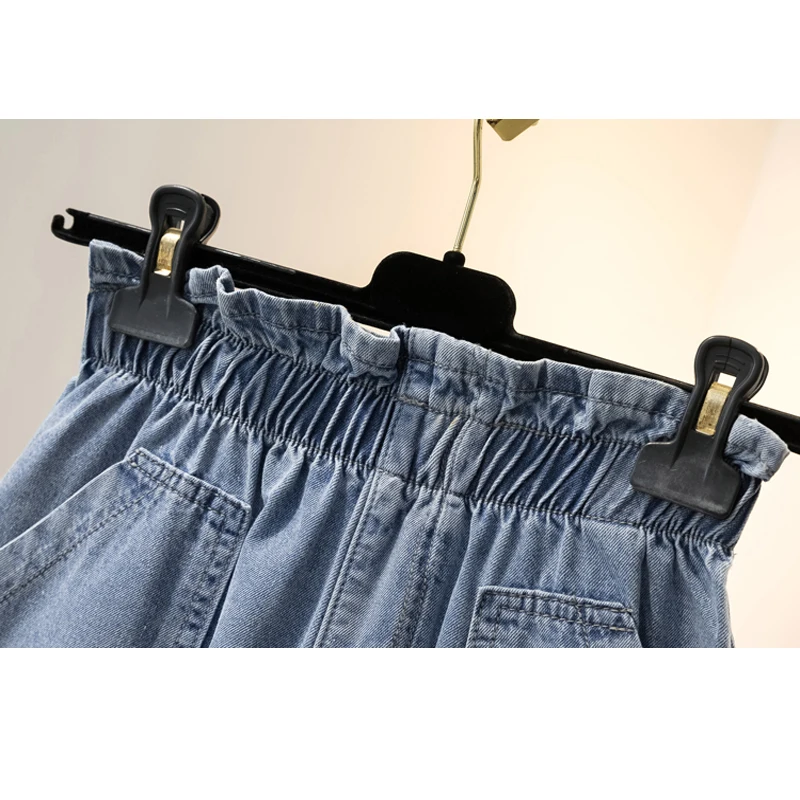 2021 Plus Size Denim Shorts Women Summer Short Jeans Women Casual Loose Elastic High Waist Shorts Women Blue Short Femme 9837
2021 Plus Size Denim Shorts Women Summer Short Jeans Women Casual Loose Elastic High Waist Shorts Women Blue Short Femme 9837